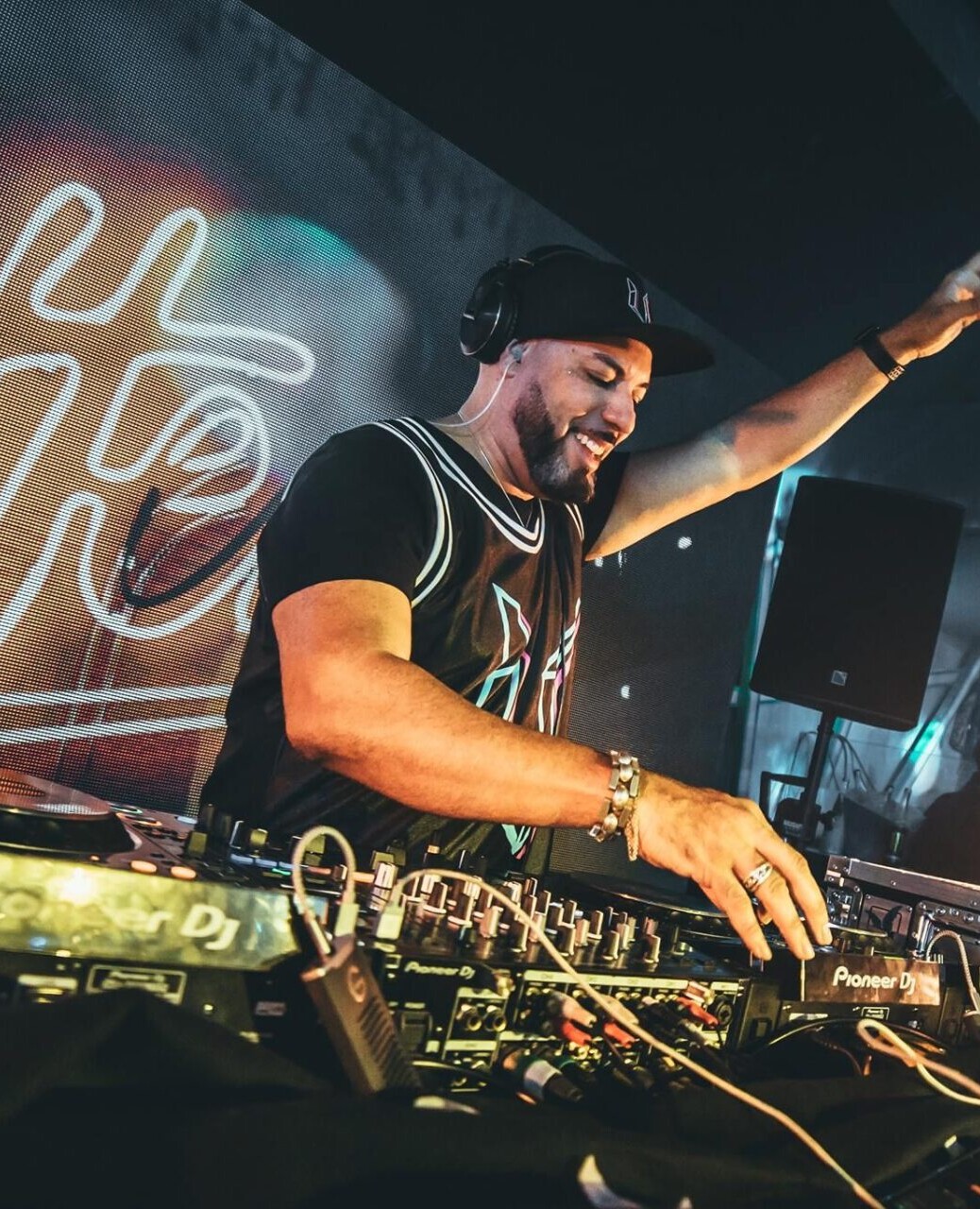 Release Yourself #1179 – Roger Sanchez Live In The Mix From Magic Break Festival, Antalya, Turkey (AUDIO)
